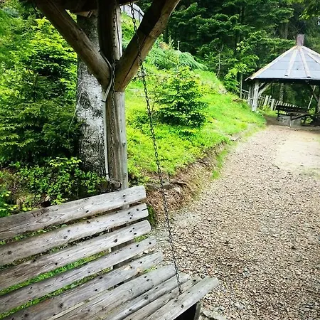 Chatka Na Podolach Ferienhaus Weglowka (Lesser Poland)